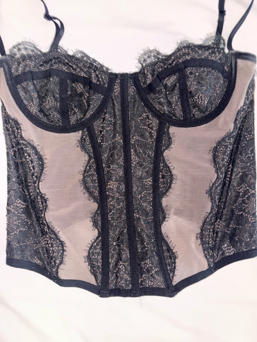 UO Out from Under size M, NWOT - Picture 3 of 15